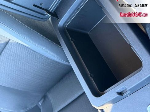 Used 2025 Nissan Altima 2.5 SV image 16