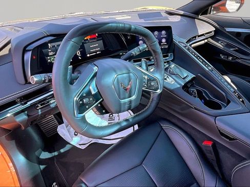 Used 2023 Chevrolet Corvette Stingray Preferred Cpe w/ Z51 Performance Package image 8