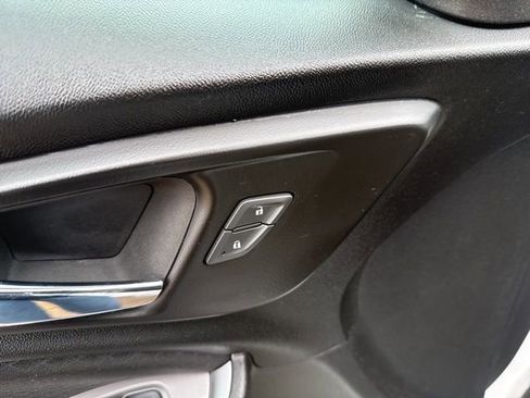 Used 2024 Chevrolet Malibu LT image 11