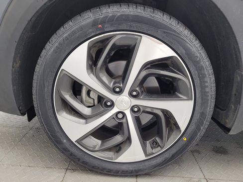 Used 2017 Hyundai Tucson Sport w/ Cargo Package AWD/4WD image 31