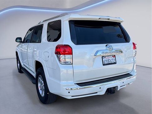 Used 2010 Toyota 4Runner SR5 RWD image 4