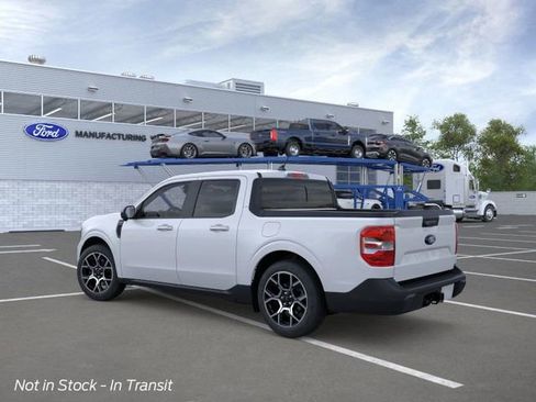 New 2026 Ford Maverick Lariat image 4