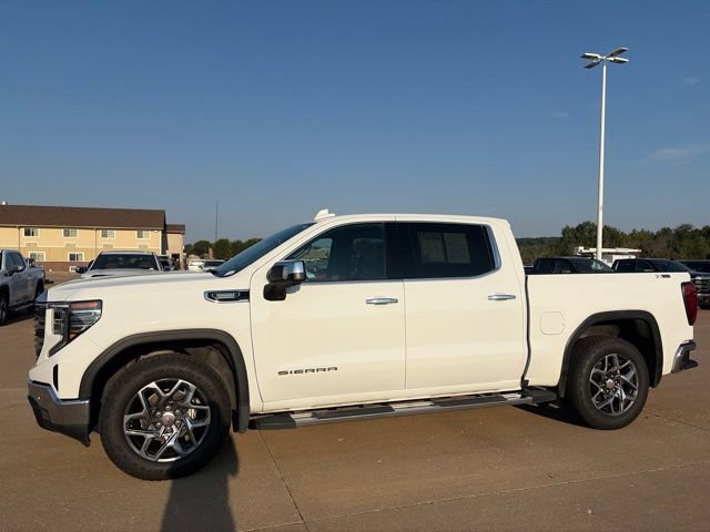 Used 2024 GMC Sierra 1500 SLT w/ SLT Premium Plus Package AWD/4WD image 5