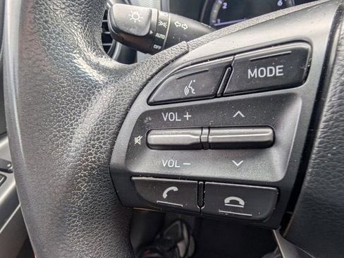 Used 2019 Hyundai Kona SE FWD image 28