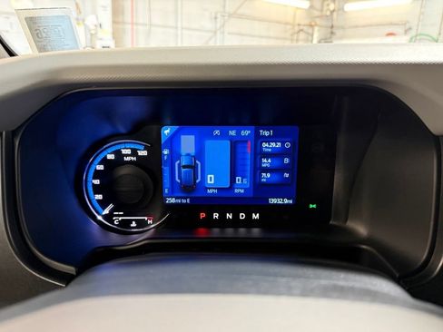 Used 2023 Ford Bronco Badlands AWD/4WD image 8