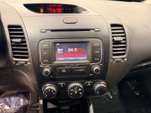 Used 2014 Kia Forte EX FWD image 31