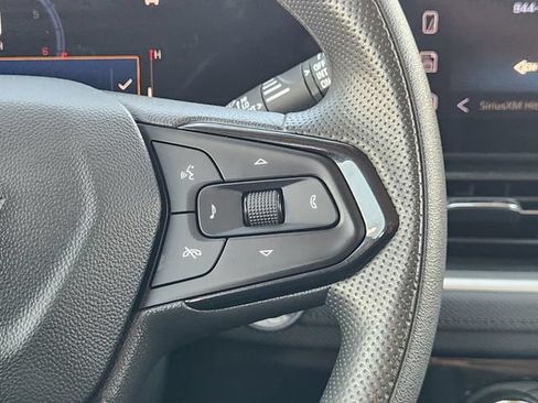 Used 2025 Chevrolet TrailBlazer LT AWD/4WD image 29