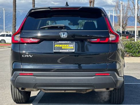Certified 2025 Honda CR-V LX image 5