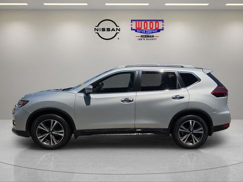 Used 2018 Nissan Rogue SL w/ Premium Package FWD image 5