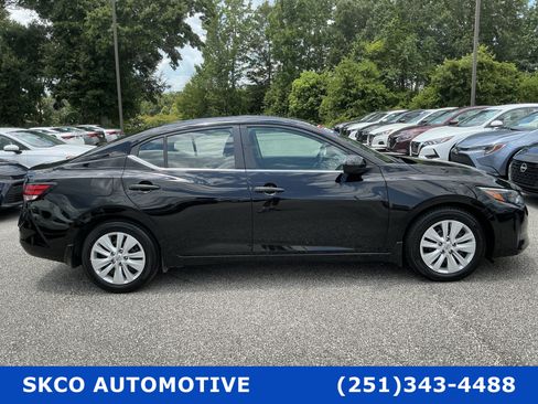Used 2025 Nissan Sentra S FWD image 6
