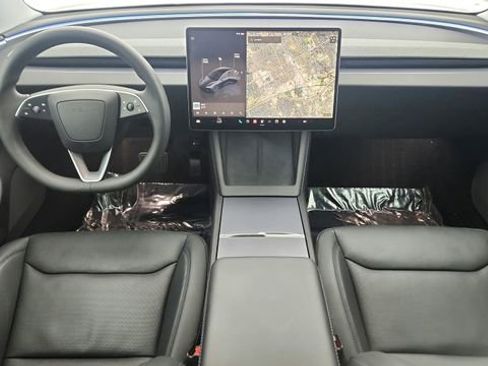 Used 2025 Tesla Model 3 image 58