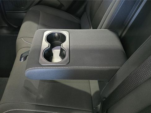 Used 2023 Jeep Grand Cherokee Laredo w/ Luxury Tech Group I AWD/4WD image 19