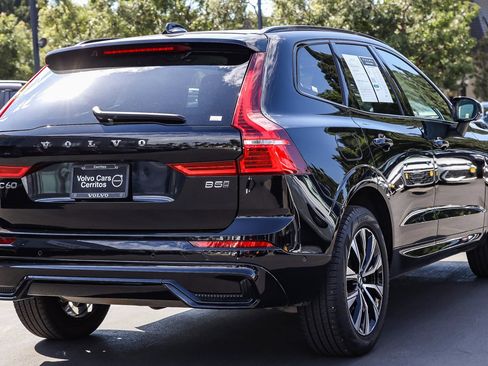 Used 2025 Volvo XC60 B5 Plus w/ Climate Package image 11
