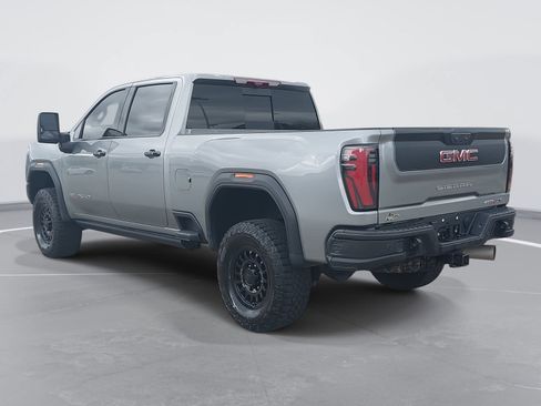 Used 2024 GMC Sierra 2500 AT4X w/ AT4X AEV Edition image 7
