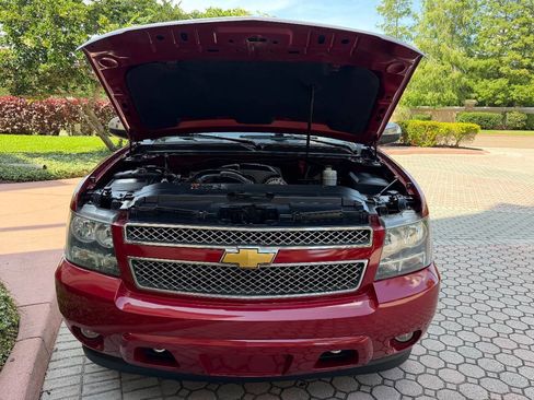 Used 2014 Chevrolet Tahoe LT RWD image 32
