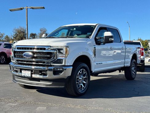 Certified 2020 Ford F250 Lariat w/ Lariat Ultimate Package image 4