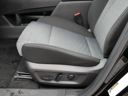 Certified 2023 Nissan Rogue SV image 20