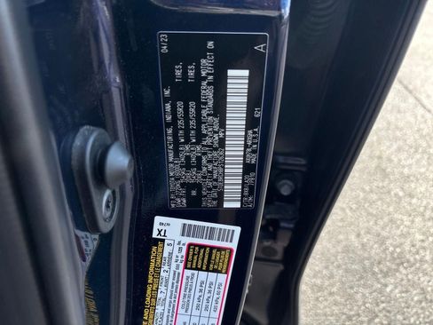 Used 2023 Toyota Highlander Platinum image 29