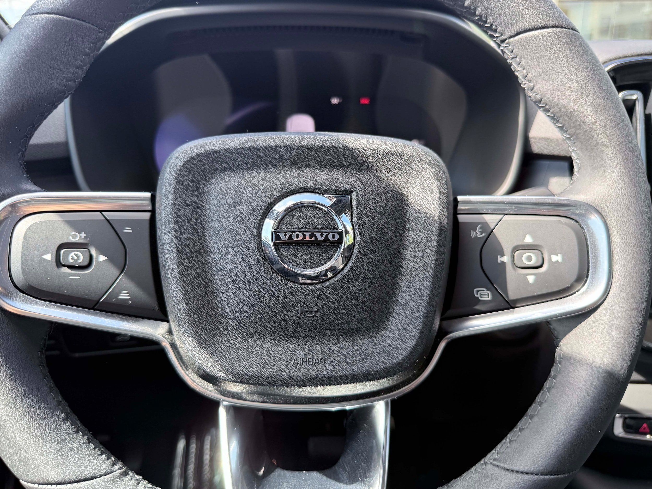 Certified 2023 Volvo C40 P8 Recharge Ultimate AWD/4WD image 19