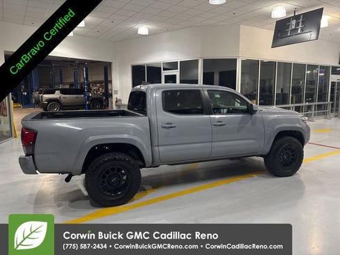 Used 2019 Toyota Tacoma TRD Sport AWD/4WD image 9