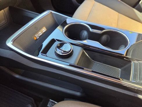 Used 2025 Chevrolet Equinox ACTIV image 27