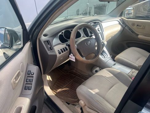 Used 2006 Toyota Highlander 2WD image 8