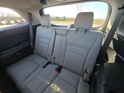 Used 2017 Honda Pilot EX-L image 30