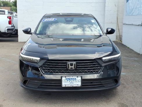 Used 2025 Honda Accord SE image 2