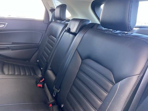 Used 2022 Ford Edge SEL w/ Convenience Package image 20