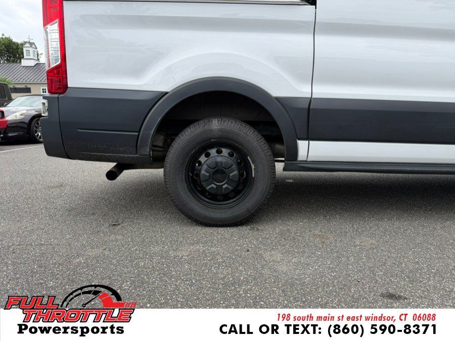 Used 2022 Ford Transit 350 Medium Roof AWD image 25