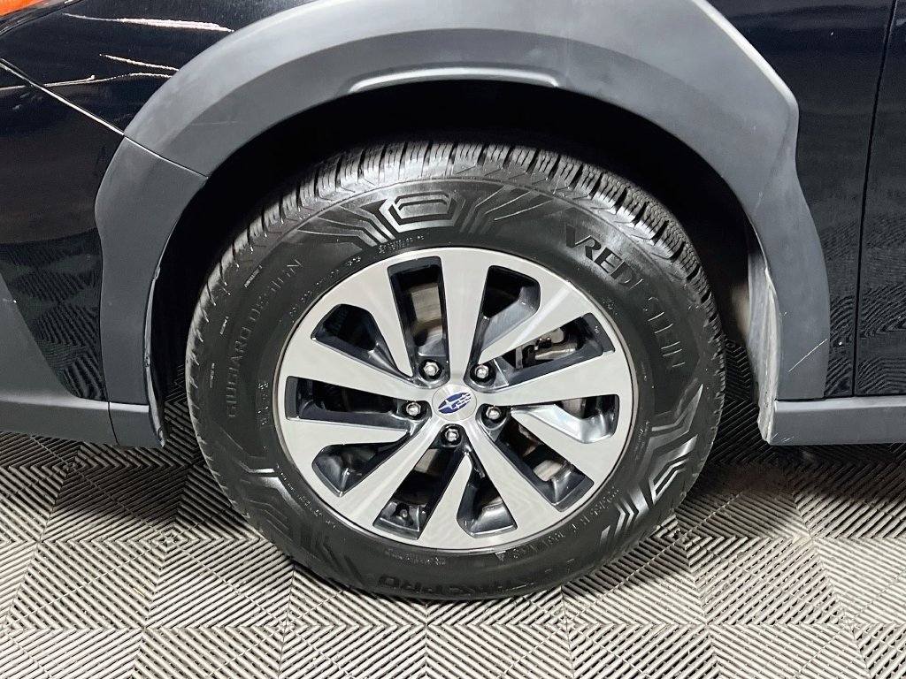 Used 2024 Subaru Outback Premium AWD/4WD image 27