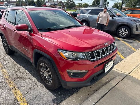 Used 2020 Jeep Compass Latitude AWD/4WD image 4