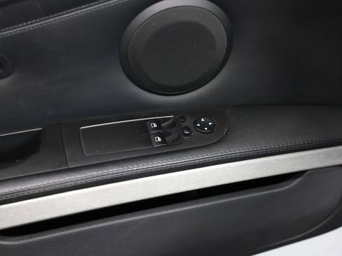 Used 2011 BMW M3 Sedan RWD image 44