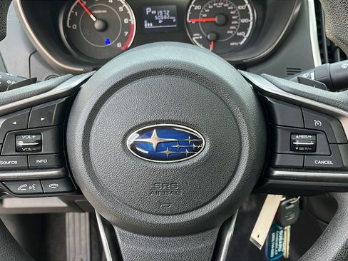 Used 2017 Subaru Impreza 2.0i Premium image 13