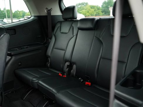Used 2025 Kia Telluride S AWD/4WD image 15
