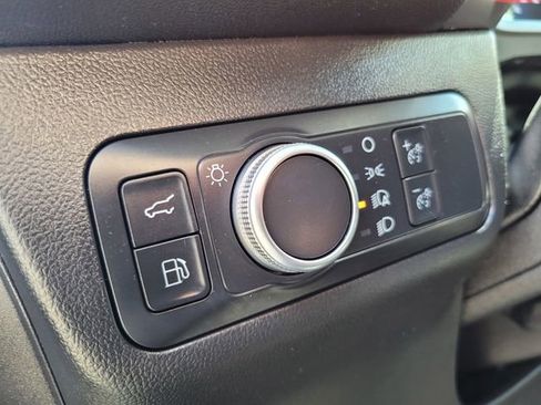 Certified 2022 Ford Escape SE w/ Convenience Package FWD image 17