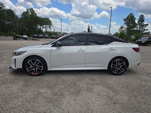 Used 2025 Nissan Sentra SR FWD image 6