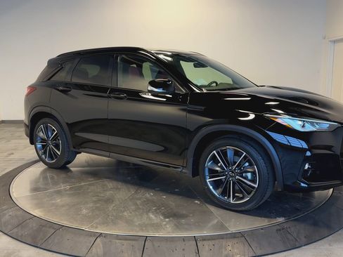 New 2025 INFINITI QX50 Sport image 2