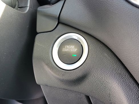 Used 2024 Chevrolet Equinox LT image 28