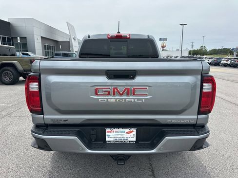 Used 2024 GMC Canyon Denali AWD/4WD image 8