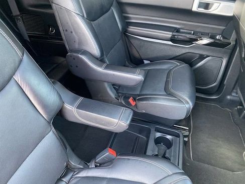 Used 2021 Ford Explorer ST w/ Equipment Group 401A AWD/4WD image 17