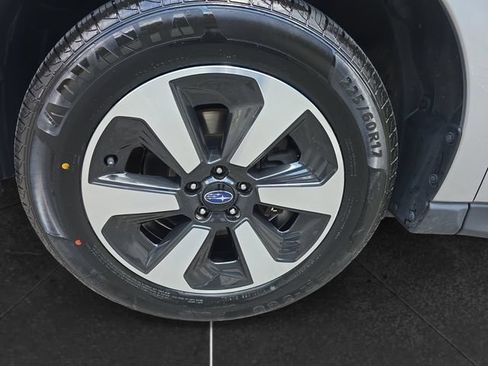 Used 2018 Subaru Forester 2.5i Limited w/ Popular Package #2 AWD/4WD image 9