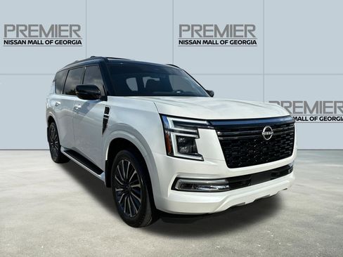 Certified 2026 Nissan Armada Platinum Reserve image 3