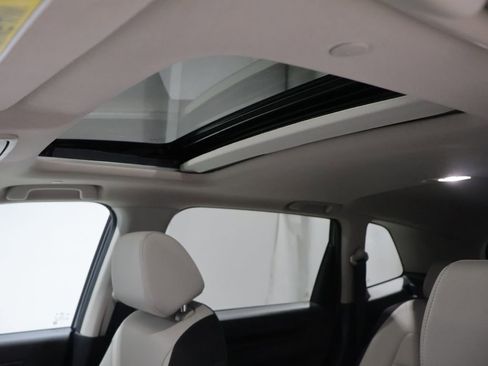 Used 2023 Honda CR-V EX image 9