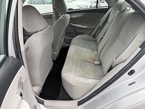 Used 2011 Toyota Corolla LE image 12