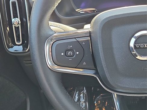 Certified 2023 Volvo XC40 Recharge Plus AWD/4WD image 21