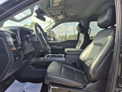 Certified 2024 Ford F250 Lariat w/ Lariat Ultimate Package image 17