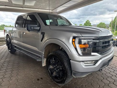 Used 2022 Ford F150 XLT w/ Equipment Group 302A High AWD/4WD image 4