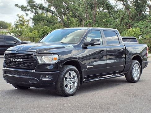 Used 2022 RAM 1500 Big Horn AWD/4WD image 3