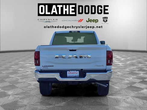 New 2026 RAM 2500 Laramie AWD/4WD image 28